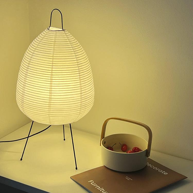 Akari Tsuki Lamp